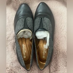 Naturalizer New Slip on N5 Comfort No Lace Black Leather Fabric Shoes Size 8.5